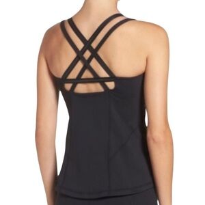 NWT ZELLA Yoga Black Athletic Padded Tank Top Bringing Strappy Back Black Size L